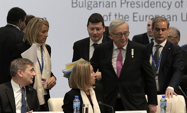 БЕЗ ОСУДЕ УДАРА НА СЕВЕР КиМ: Запад опет ћути на бруталност